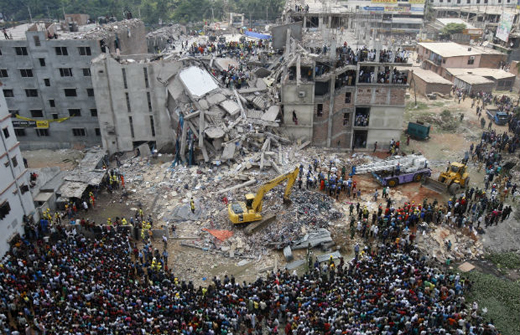 Además del incremento en el número de muertos se registró que hay más de 1.000 heridos tras el derrumbe del edificio de ocho plantas ubicado en Savar.