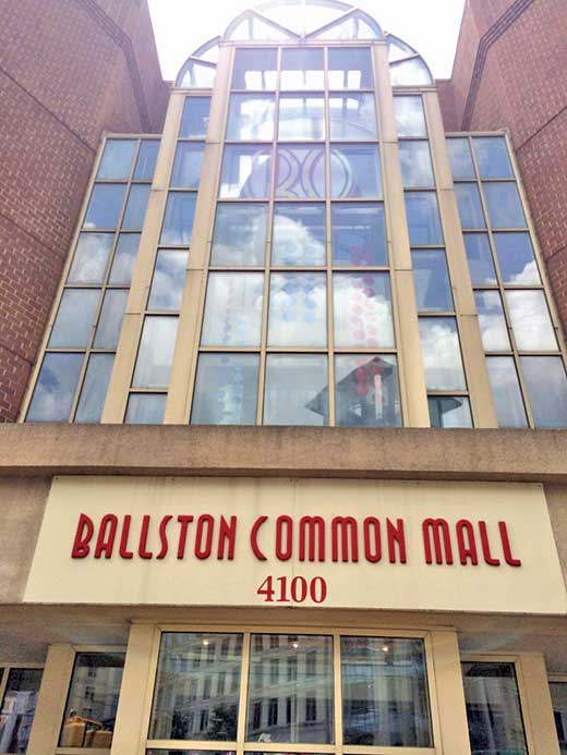 Policial Ballston Mall
