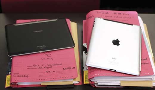 Samsung, Apple